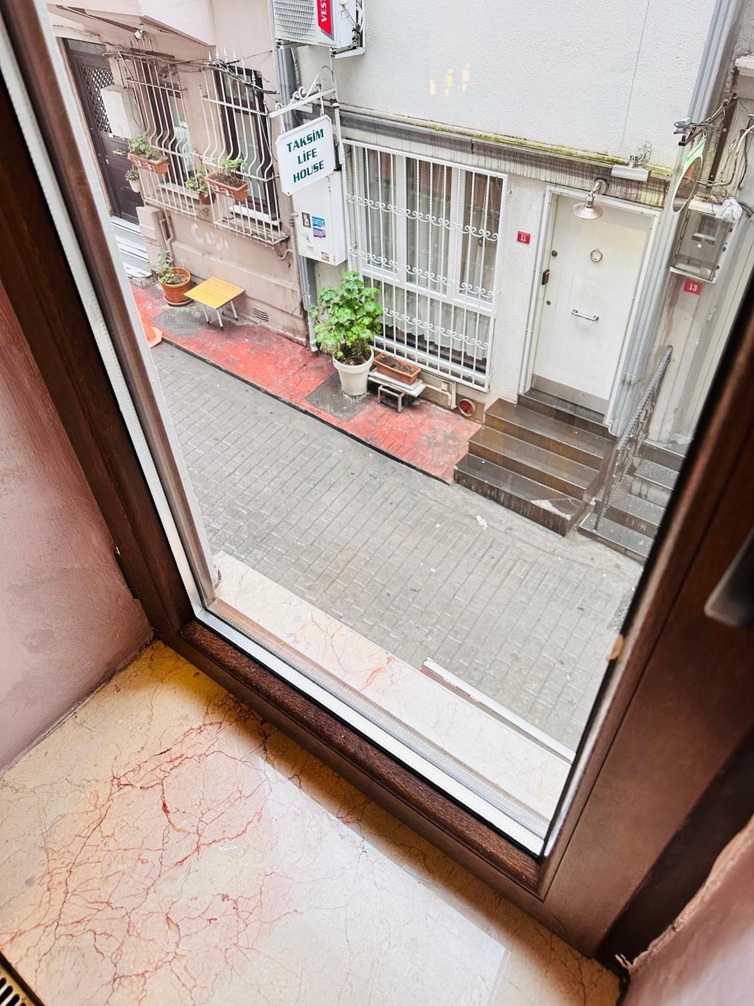 City Center Allyon Suit Hotel Istanboel Buitenkant foto