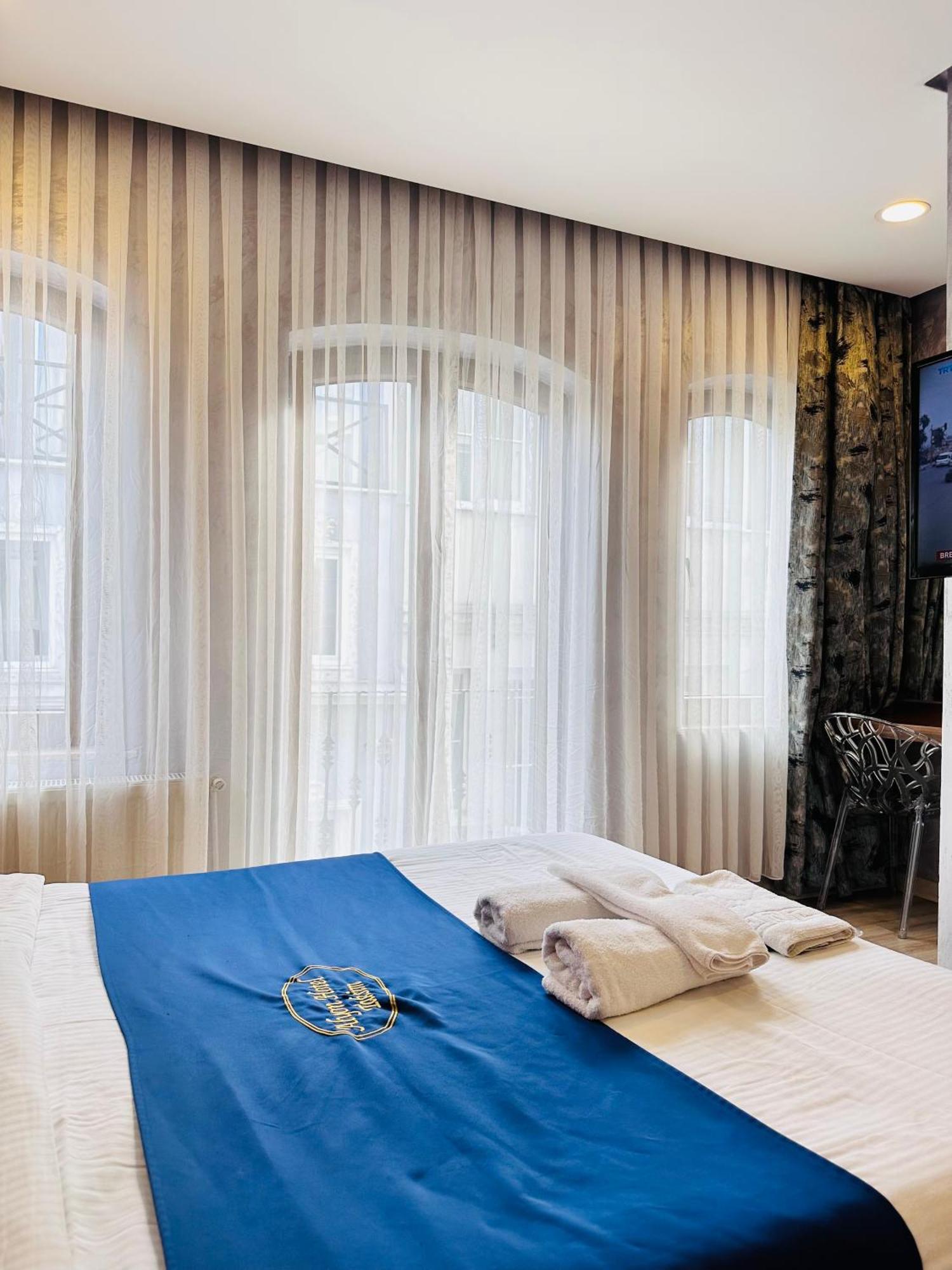 City Center Allyon Suit Hotel Istanboel Buitenkant foto